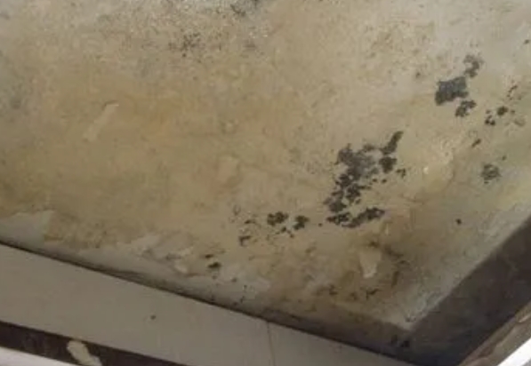蓬莱阳台漏水维修公司分享下蓬莱卫生间渗水维修需要注意哪些问题。